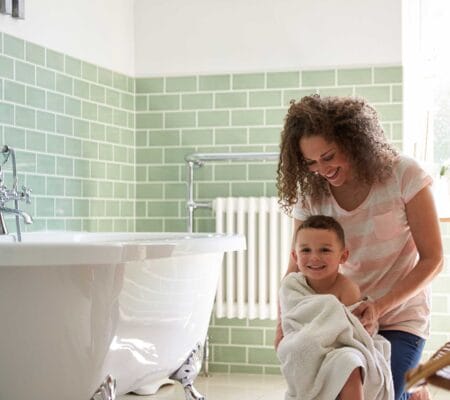 Bath tub repair and refinishing service | PORCELAIN & FIBERGLASS